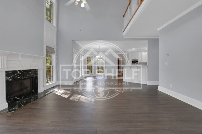 Building Photo - 127 Tara Blvd