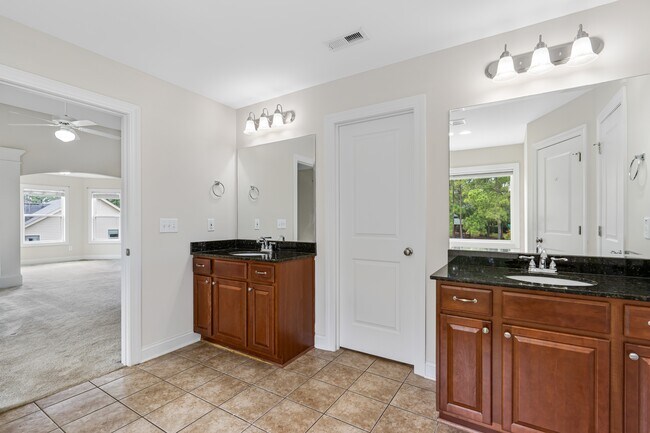Building Photo - 403 Pisgah Flats Ct