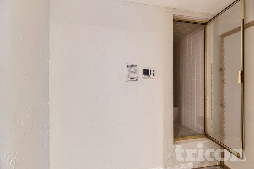 Building Photo - 7412 Pembroke Ct