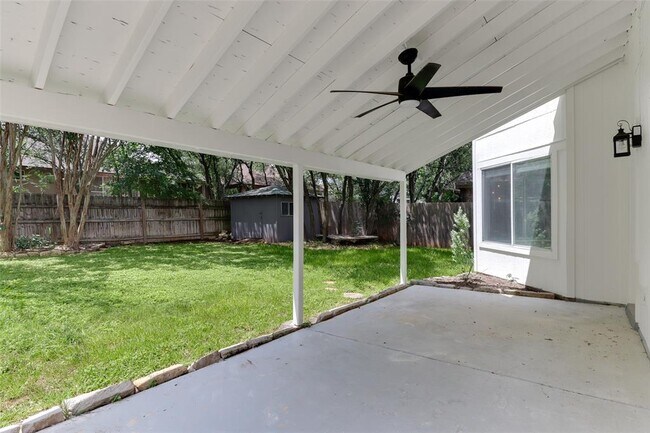 Building Photo - 16816 Dorman Dr