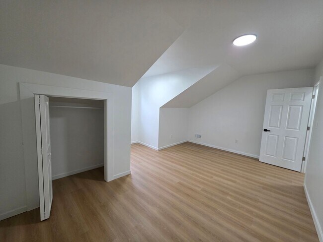 Building Photo - Newly updated 3 bedroom 2 bathroom house for Rent!!!