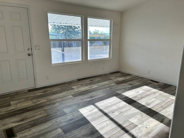 Building Photo - 700 S Shafter Ave