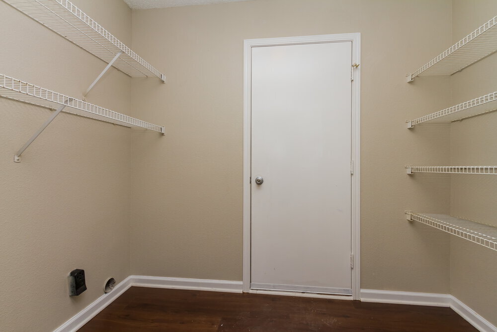 Building Photo - 2274 Summerwood Ln