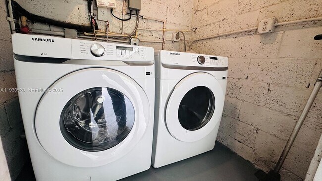 Building Photo - 10480 SW 172nd St