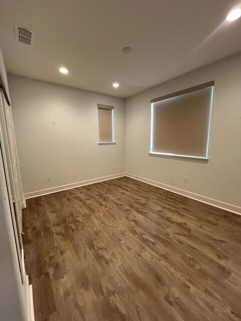 Building Photo - "Spacious 4-Bedroom Retreat with Elegant Granite Touches on Crepe Myrtle Lane!"