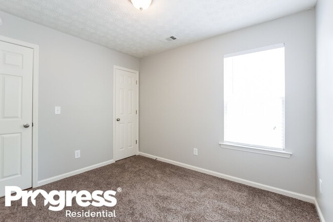Building Photo - 1790 Courtyard Ln