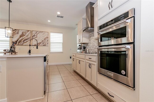 Building Photo - 3080 Crispin Cir