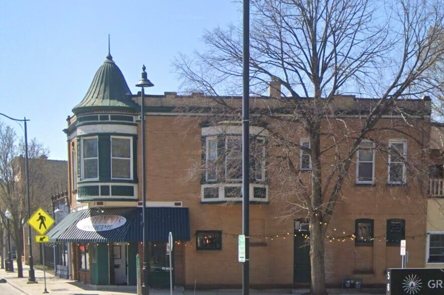 Building Photo - 701 W Hillgrove Ave