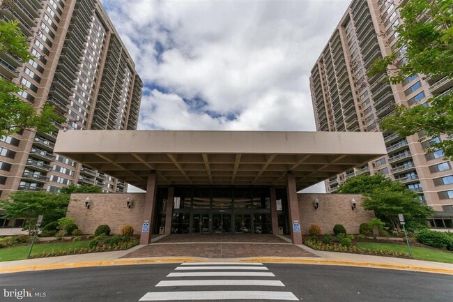 Building Photo - 5501 Seminary Rd