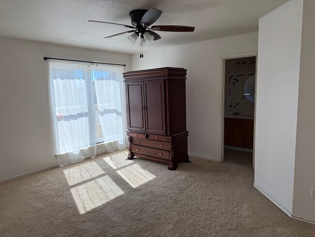 Building Photo - 4806 Silver Leaf Ct