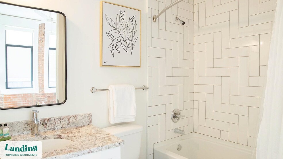 Building Photo - 425 20th St S