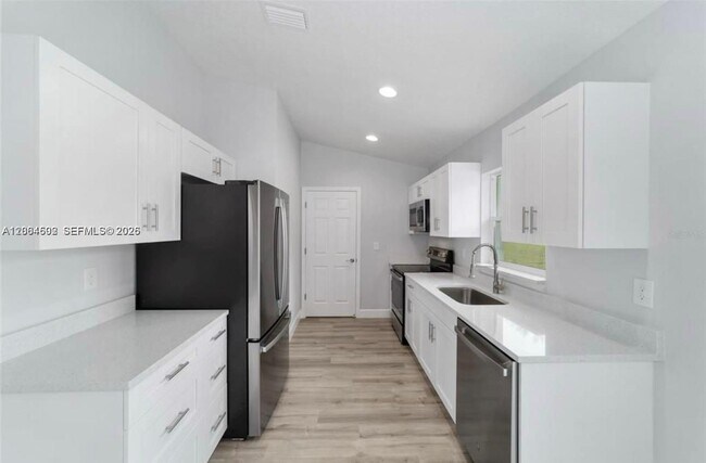 Building Photo - 13396 SW 105th Pl