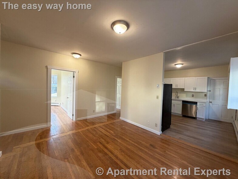 Building Photo - 71 Winchester St