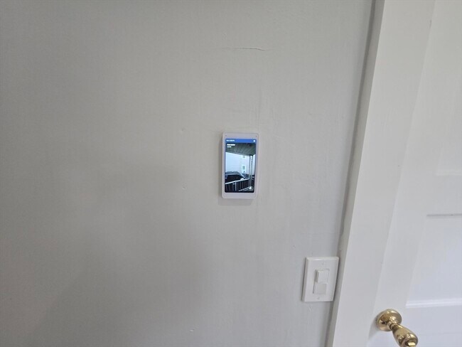 Building Photo - 90 Quequechan St