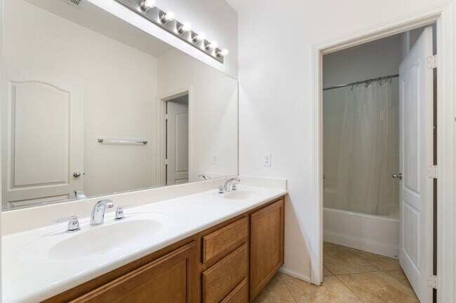 Building Photo - 5258 Andreas Canyon Ct