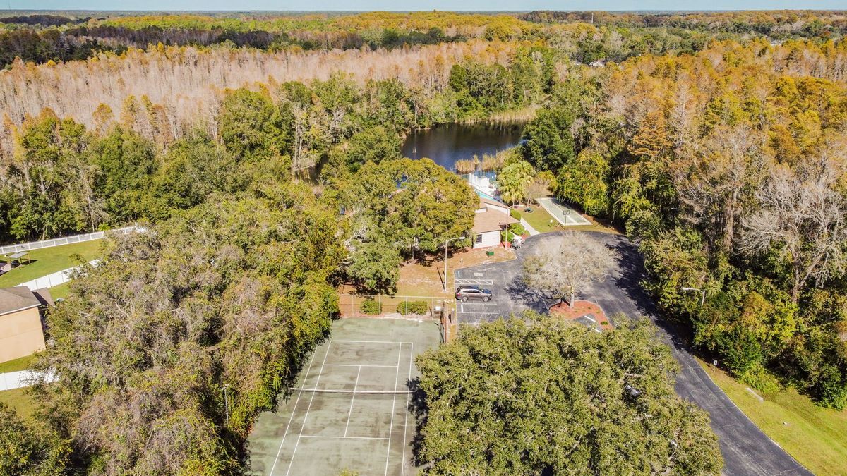 Building Photo - 11550 Baywood Meadows Dr