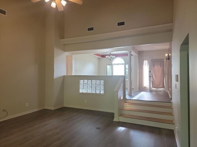 Building Photo - Silver Hills in Prattvlle, AL