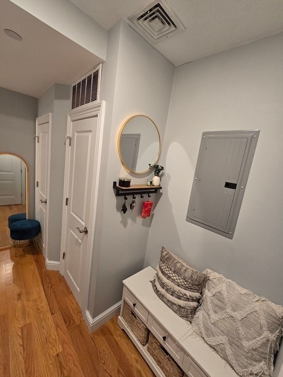 Building Photo - 214-216-216 E Eagle St