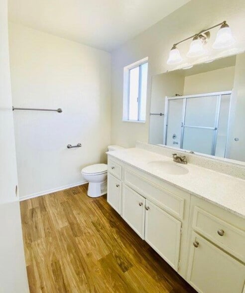 Building Photo - Granada Apartments