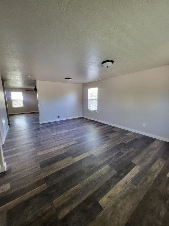 Building Photo - Cute Nampa Home