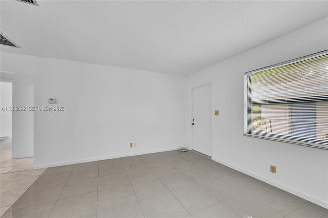 Building Photo - 1451 NW 19th St