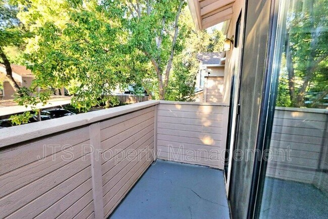 Building Photo - 5828 Alorn Ln