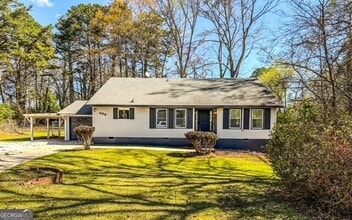 Building Photo - 402 Emmett St