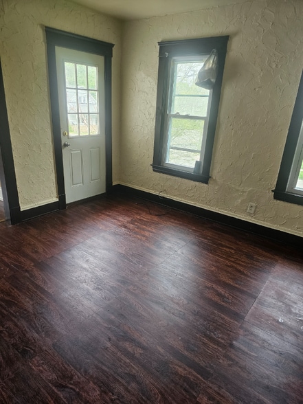 Building Photo - 6805 Clark Ave