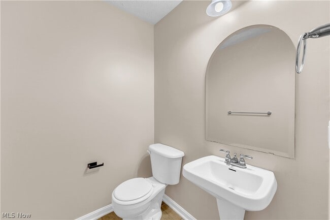 Building Photo - 1218 W 24th St