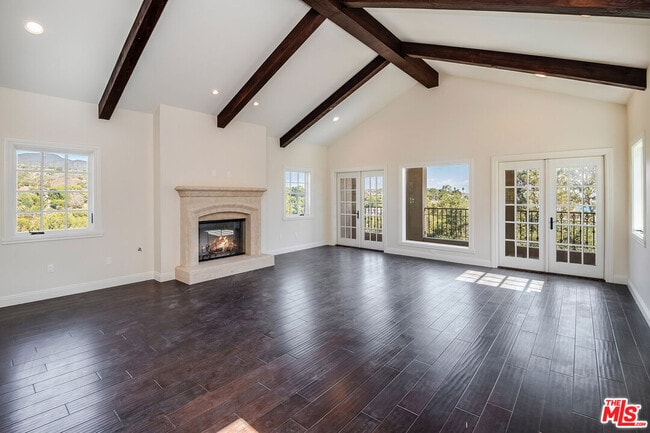 Building Photo - 17390 Tramonto Dr