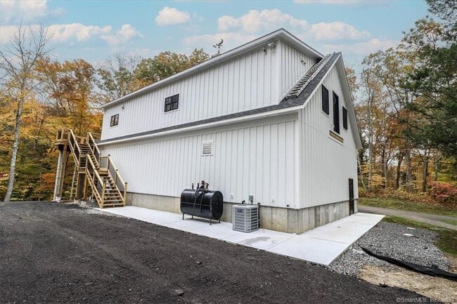 Building Photo - 29 CT-55