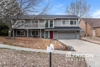 Building Photo - 441 Valley Hi Cir