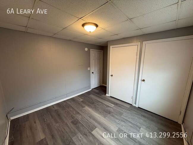 Building Photo - 6a Leary Ave