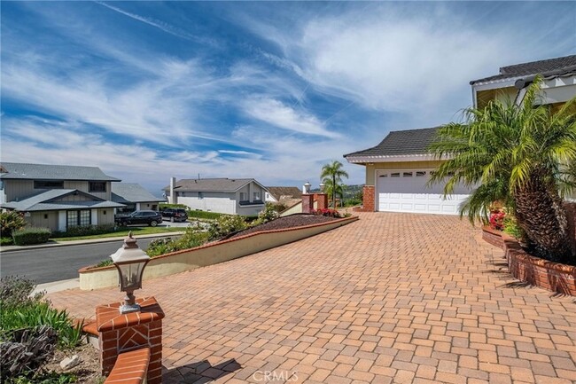 Building Photo - 3675 Vigilance Dr