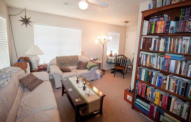 Interior Photo - Lightbearers Fayetteville