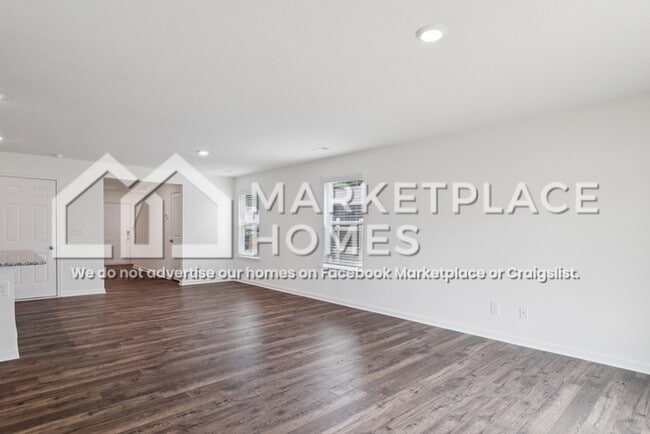 Building Photo - 2069 Southwood Cir