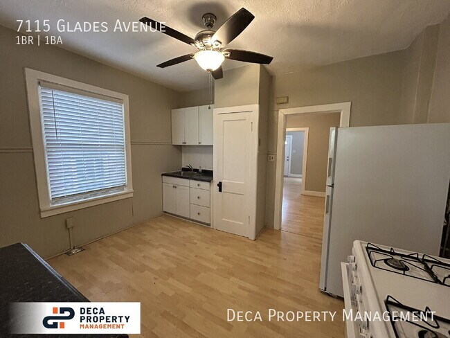 Building Photo - 7115 Glades Ave