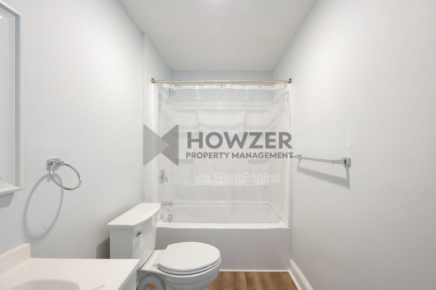 Building Photo - 50 Yarmouth Rd