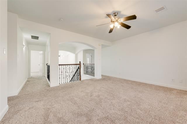 Building Photo - 3400 Oleander Dr