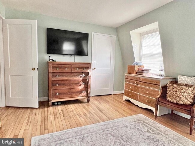 Building Photo - 503 Dorchester Ave