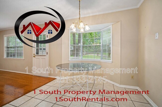 Building Photo - 2205 Woodhillcrest Dr