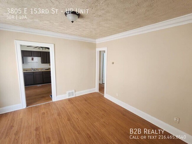 Building Photo - 3805 E 153rd St