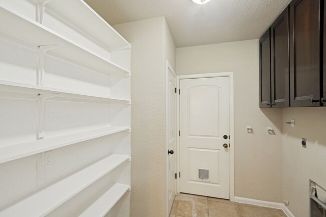 Building Photo - 16115 Wolf Creek St