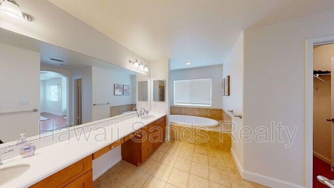 Building Photo - 91-1038 Kai Weke St