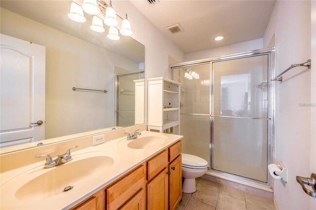 Building Photo - 14128 Avenue of the Groves