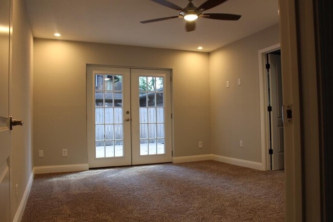 Building Photo - 77 N Deerfoot Cir