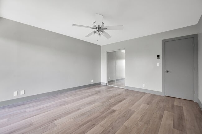 Building Photo - 9123 NW 38th Dr