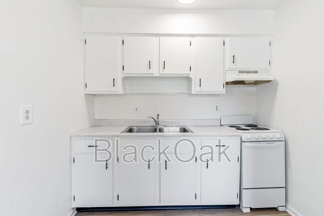 Building Photo - 4205 Foreman Ln