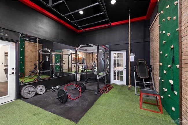 Building Photo - 23 West St