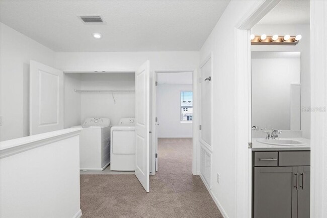 Building Photo - 5756 Haven Ter